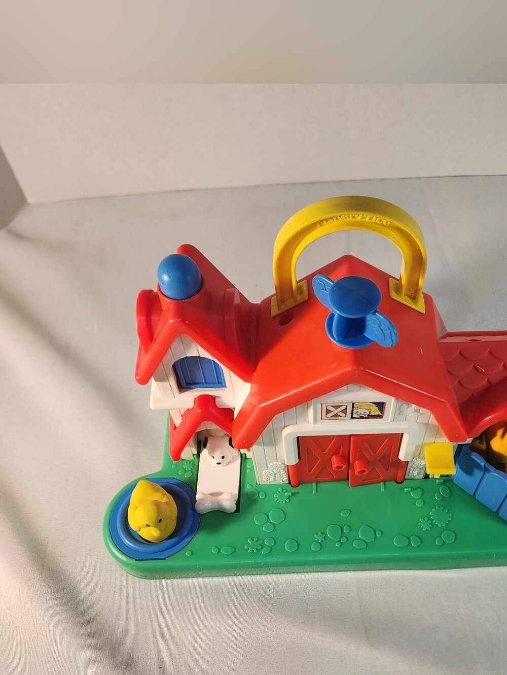 Fisher Price Vintage 1987 Animal Sounds Farm Barnyard Activity Barn